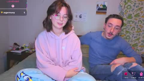 MamiCloudz online show from November 22, 1:37 am