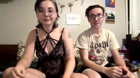 MamiCloudz online show from March 2, 2:41 am