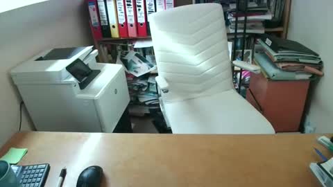 manbitcher online show from April 15, 8:50 am