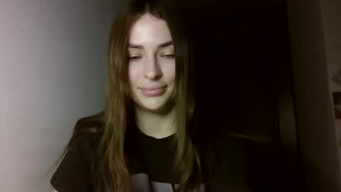 MandiBrooks online show from November 21, 9:02 pm