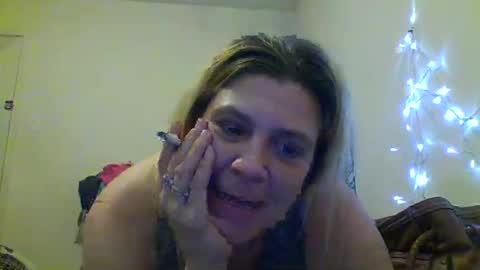 mindy22 online show from December 25, 11:53 pm