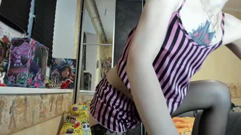 Mandy online show from May 4, 9:21 pm