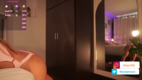 Snapshot of manelyk_10 chatting on February 6, 5:51 pm online show from February 6, 5:51 pm