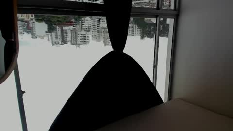 Snapshot of manelyk_10 chatting on March 6, 10:26 pm online show from March 6, 10:26 pm