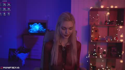 Snapshot of manifreyja chatting on February 1, 11:06 pm Amelie online show from February 1, 11:06 pm