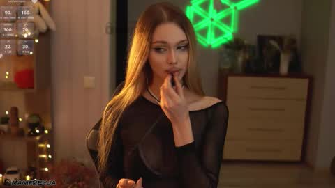 Amelie online show from October 23, 9:48 pm