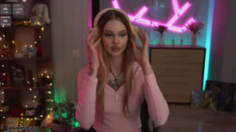 Amelie online show from November 21, 1:58 am