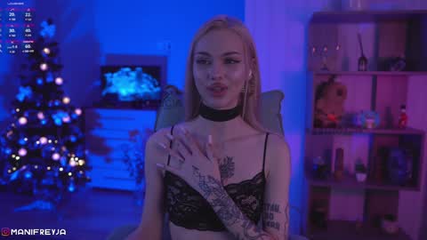 Snapshot of manifreyja chatting on January 10, 9:20 pm Amelie online show from January 10, 9:20 pm