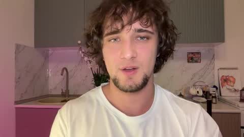 manolein online show from October 17, 10:14 pm