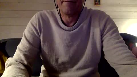 Snapshot of manpower2012 chatting on February 25, 11:04 pm Manpo online show from February 25, 11:04 pm