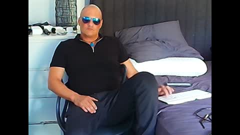 Snapshot of mantis011 chatting on December 6, 8:54 am ausie baby online show from December 6, 8:54 am
