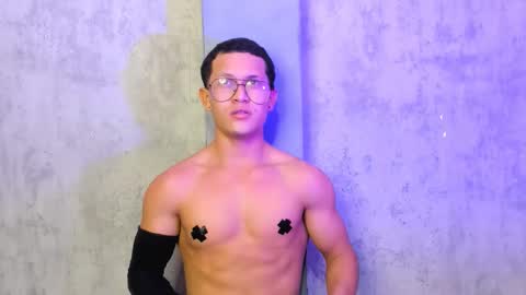 Manuel online show from October 7, 10:06 pm