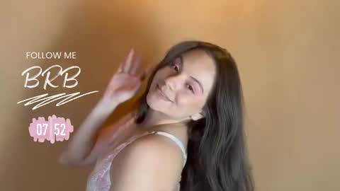 Snapshot of manuela_miiller chatting on September 13, 8:11 pm Manuela Miller online show from September 13, 8:11 pm
