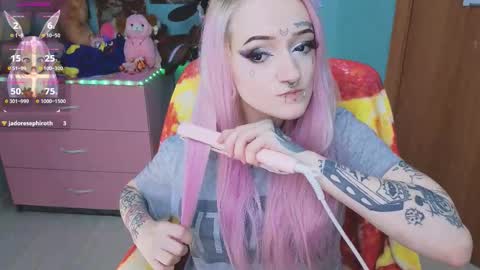 Manuela online show from October 15, 7:58 pm