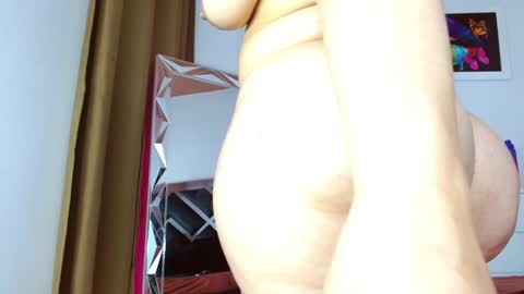 Manuela online show from January 30, 8:31 pm