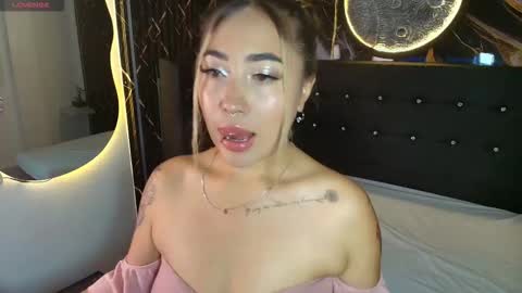 Manuela  online show from November 26, 3:04 am