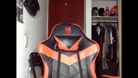 Manu online show from October 9, 5:02 am