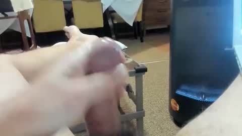 manumanu8585 online show from February 20, 9:11 am