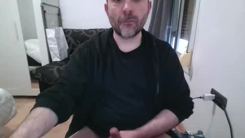 manuserita online show from May 21, 5:08 pm