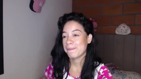 Marcela independent online show from January 1, 6:26 am