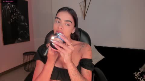 Snapshot of mararicci chatting on February 10, 11:36 am MARA online show from February 10, 11:36 am