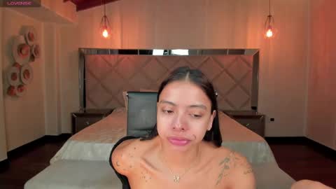 Snapshot of mararicci chatting on February 9, 11:15 pm MARA online show from February 9, 11:15 pm