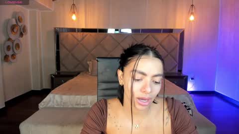 Snapshot of mararicci chatting on February 5, 1:37 am MARA online show from February 5, 1:37 am