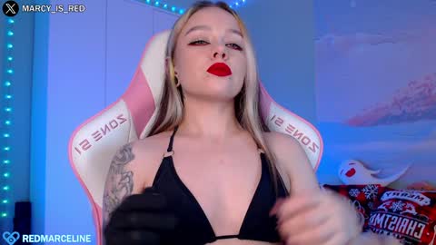 Snapshot of marceline_red chatting on December 3, 6:11 pm Lady Marceline online show from December 3, 6:11 pm