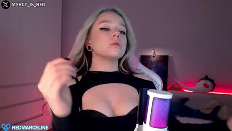 Snapshot of marceline_red chatting on February 27, 5:15 pm Lady Marceline online show from February 27, 5:15 pm