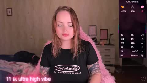 Sara online show from October 5, 3:08 pm