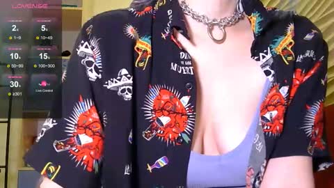 marci_n online show from September 26, 10:07 pm