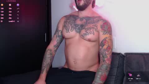 marco_allison43 online show from October 15, 8:09 pm