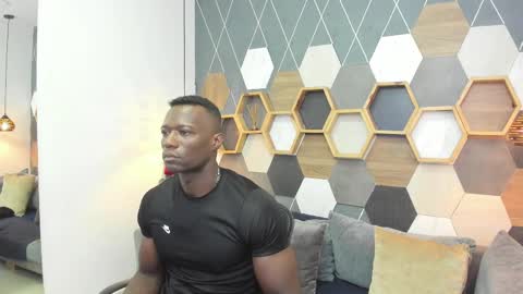 Snapshot of marcusblack_ chatting on March 8, 11:27 am Marcusssss online show from March 8, 11:27 am