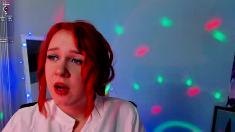 Snapshot of margaret_red chatting on December 30, 2:53 am Margaret online show from December 30, 2:53 am
