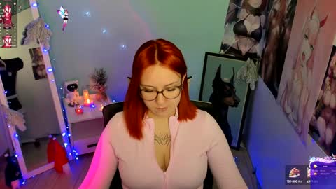 Snapshot of margaret_red chatting on December 26, 3:31 pm Margaret online show from December 26, 3:31 pm