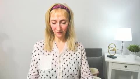 margaretmature online show from February 20, 4:36 pm