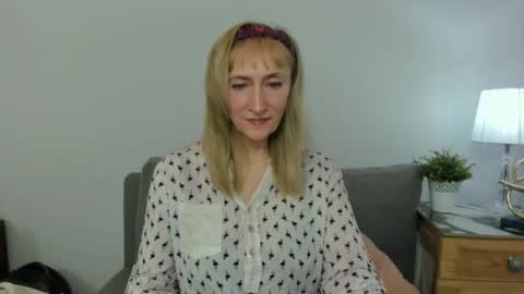 margaretmature online show from February 25, 7:27 pm
