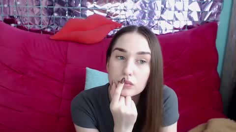 margarettii online show from February 20, 12:15 pm
