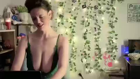 Margaux Savant online show from October 12, 10:19 am