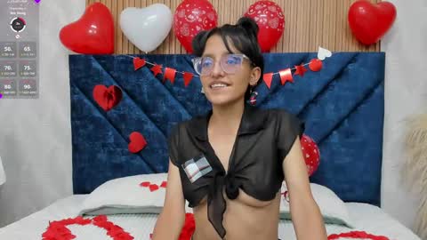 Snapshot of marge_lasander chatting on February 15, 4:36 am Aitana online show from February 15, 4:36 am