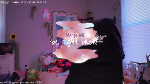 Snapshot of margotdiamond chatting on January 21, 8:11 pm online show from January 21, 8:11 pm