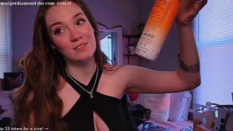 Snapshot of margotdiamond chatting on February 6, 8:34 pm online show from February 6, 8:34 pm