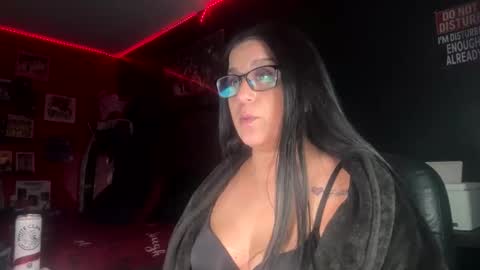 Mari Bee online show from March 16, 5:32 am