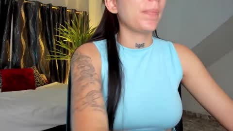 mari_salgado online show from October 11, 12:10 pm