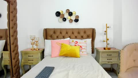 Maria online show from April 14, 2:59 am