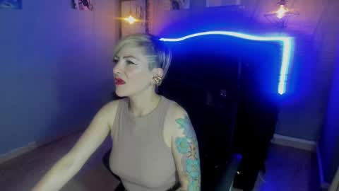 Snapshot of maria_fernandaxxx_ chatting on January 19, 8:30 pm Maria fernanda online show from January 19, 8:30 pm