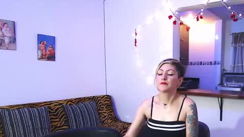 Snapshot of maria_fernandaxxx_ chatting on February 8, 5:29 pm Maria fernanda online show from February 8, 5:29 pm