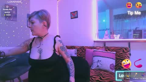 Maria fernanda online show from February 1, 8:50 pm