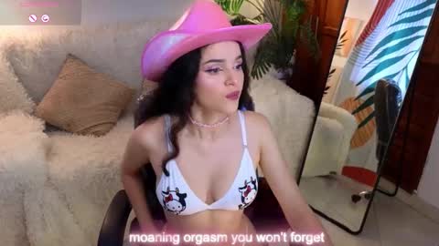 Snapshot of maria_flowwer chatting on February 26, 3:10 pm Maria Flowwer online show from February 26, 3:10 pm