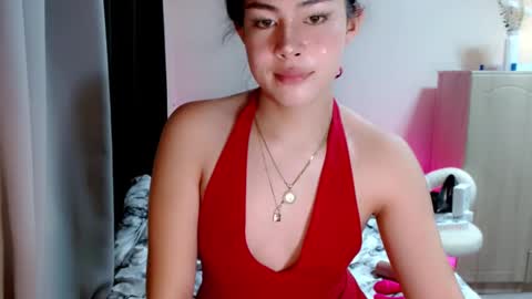 ITS YOUR GIRL MARIA FOXX18 online show from November 6, 6:00 pm